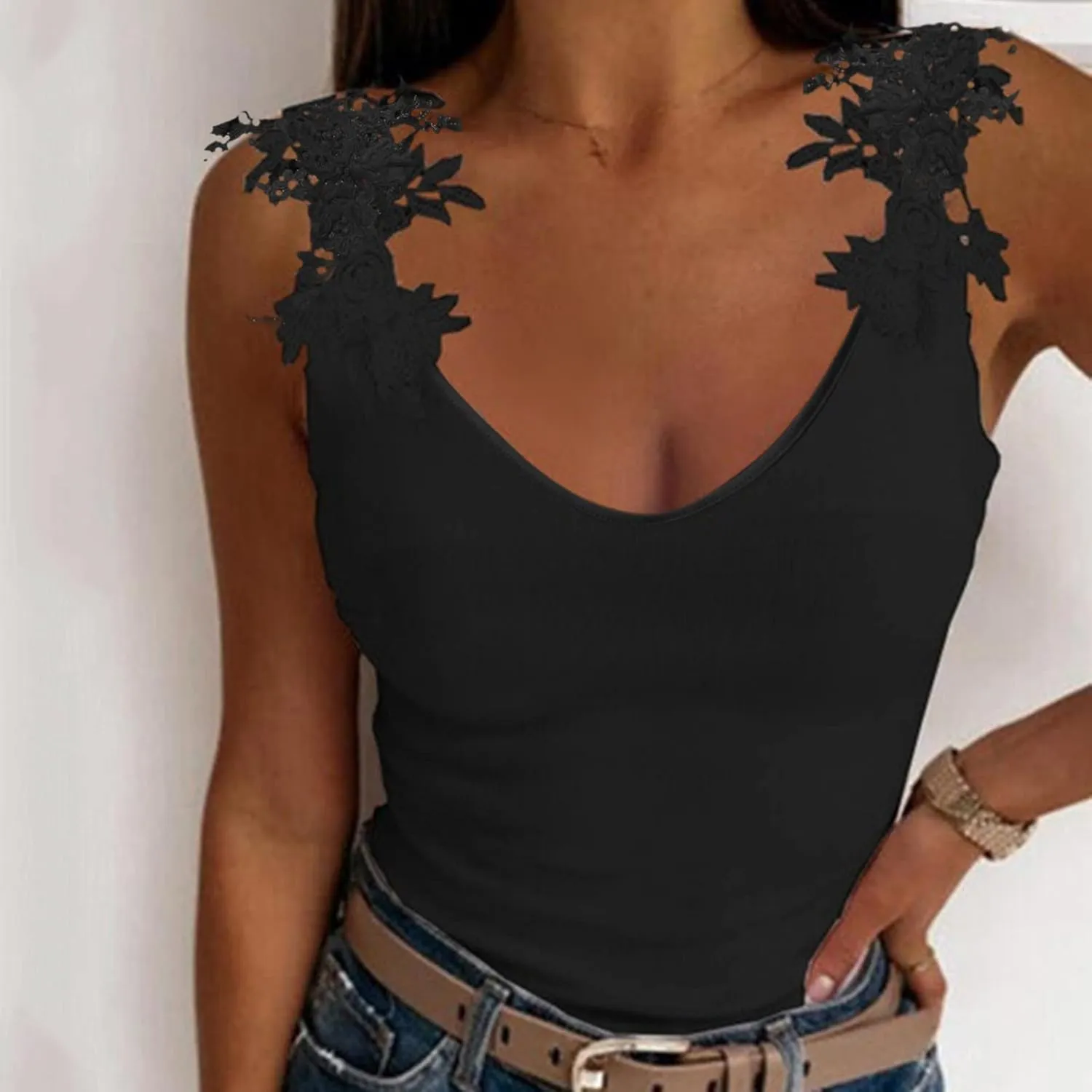 2025 Summer Camisole for Women V Neck Sleeveless Halter Vest Boho Tops Sexy Casual Backless Beach Blouse Top