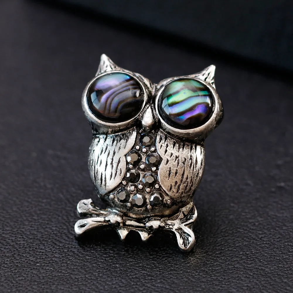 Alloy natural shell animal owl brooch, fashionable accessory, holiday brooch, perfect gift for women