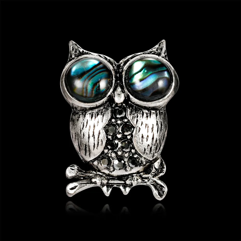 Alloy natural shell animal owl brooch, fashionable accessory, holiday brooch, perfect gift for women