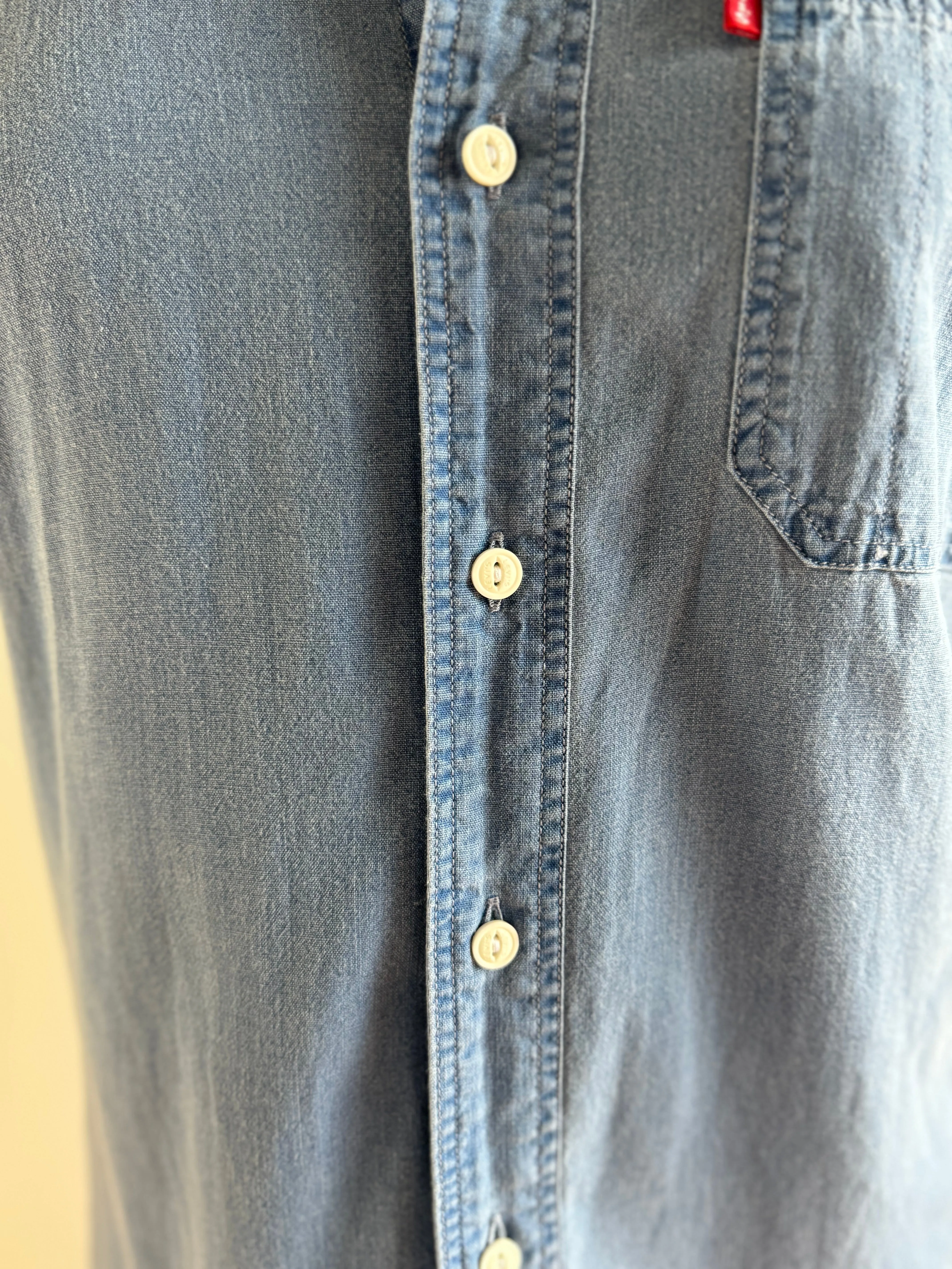 Levis Denim Short Sleeve Shirt Size M