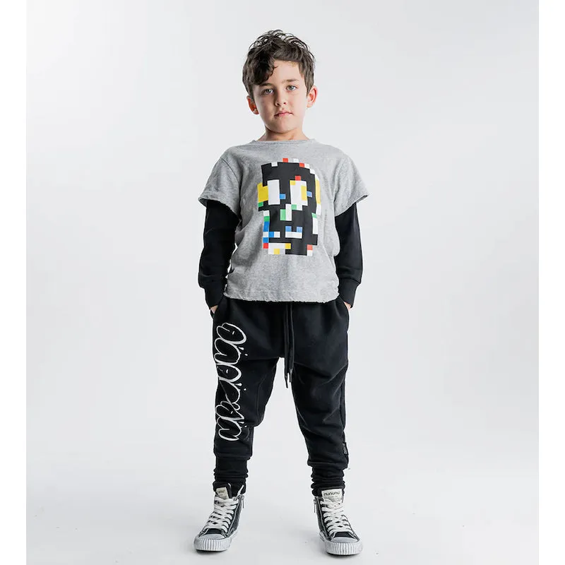 NUNUNU Pixel Skull Shirt