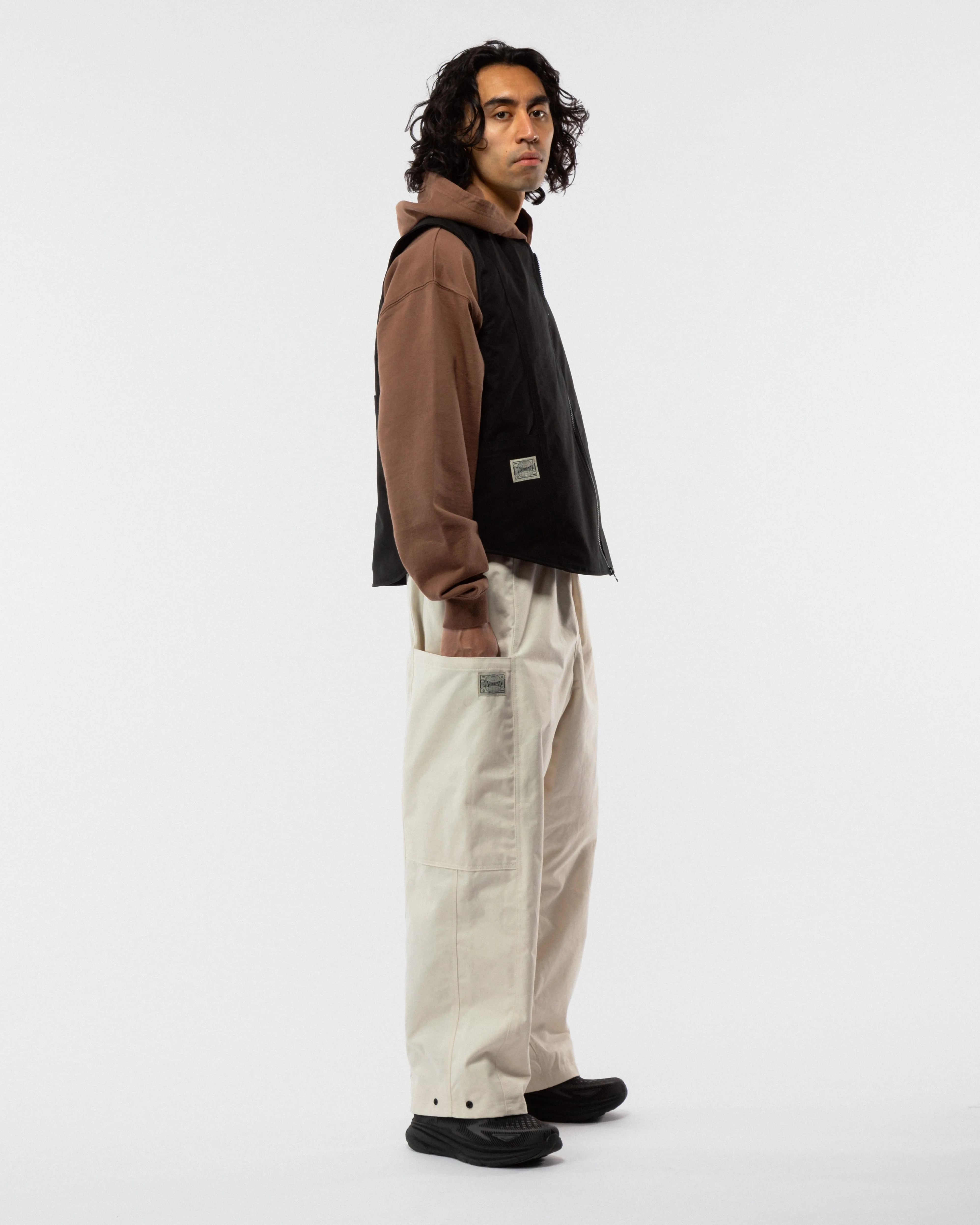 Studio Vest - Black
