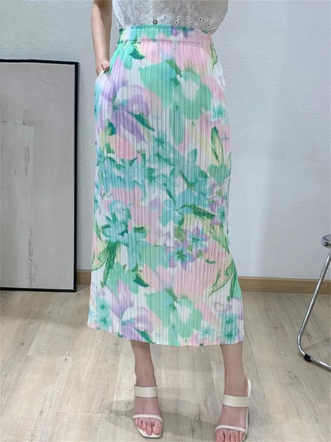 Women's Elastic Waist Pleated Skirt with Pockets Floral Print Mid-Calf Skrits
