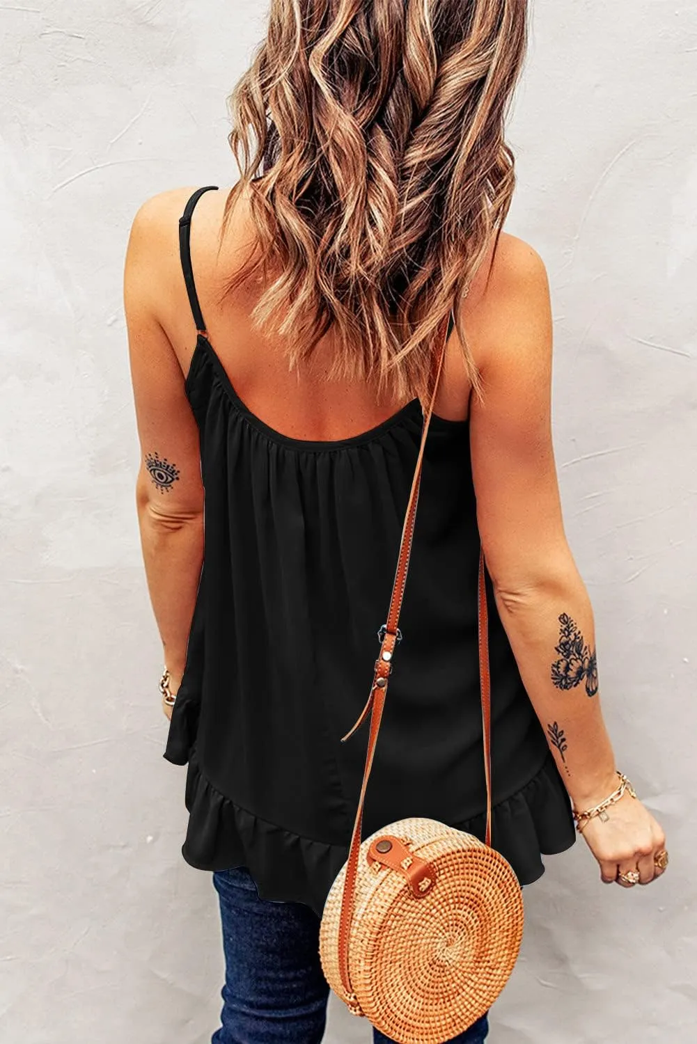 Women's Tank Tops Loose Fit Flowy Spaghetti Strap Camisole Round Neck Basic Racerback Camisole Scoop Neck Sleeveless