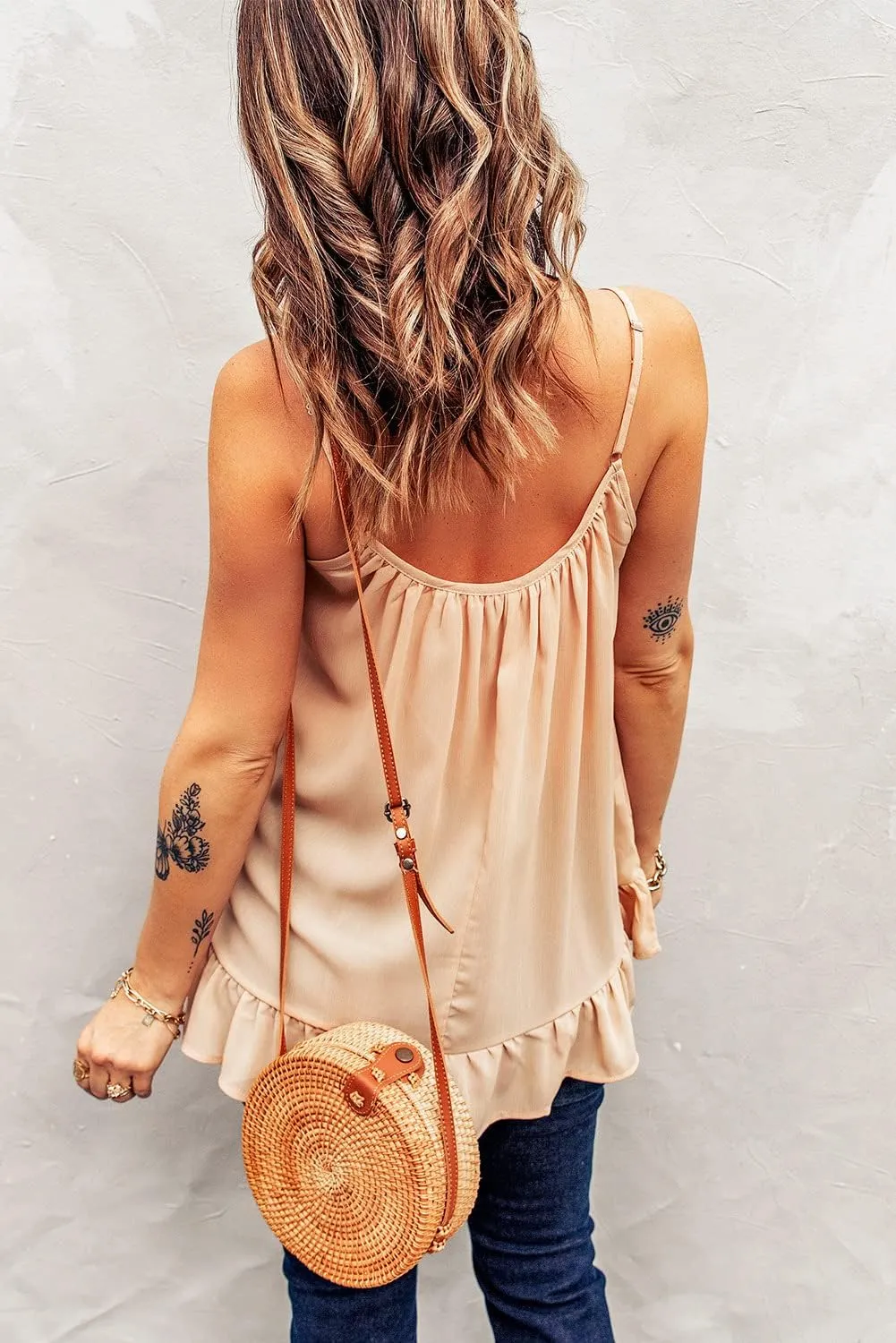 Women's Tank Tops Loose Fit Flowy Spaghetti Strap Camisole Round Neck Basic Racerback Camisole Scoop Neck Sleeveless